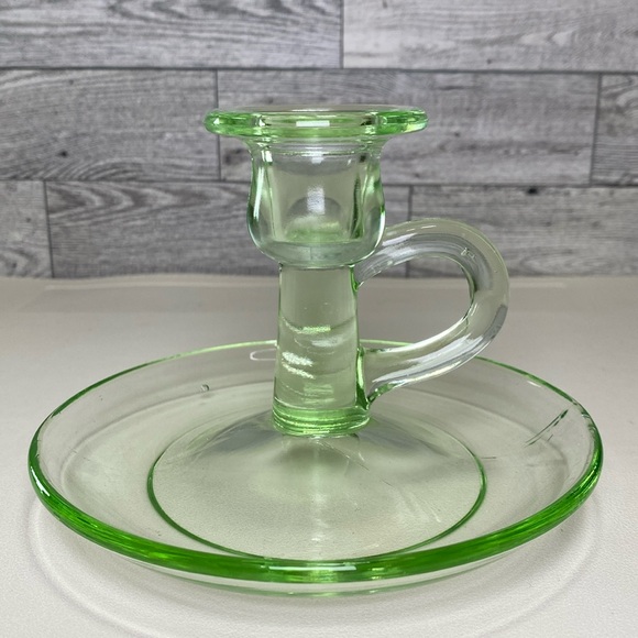 Chamber Style Finger Loop Green Glass Candle Holder - Picture 1 of 12